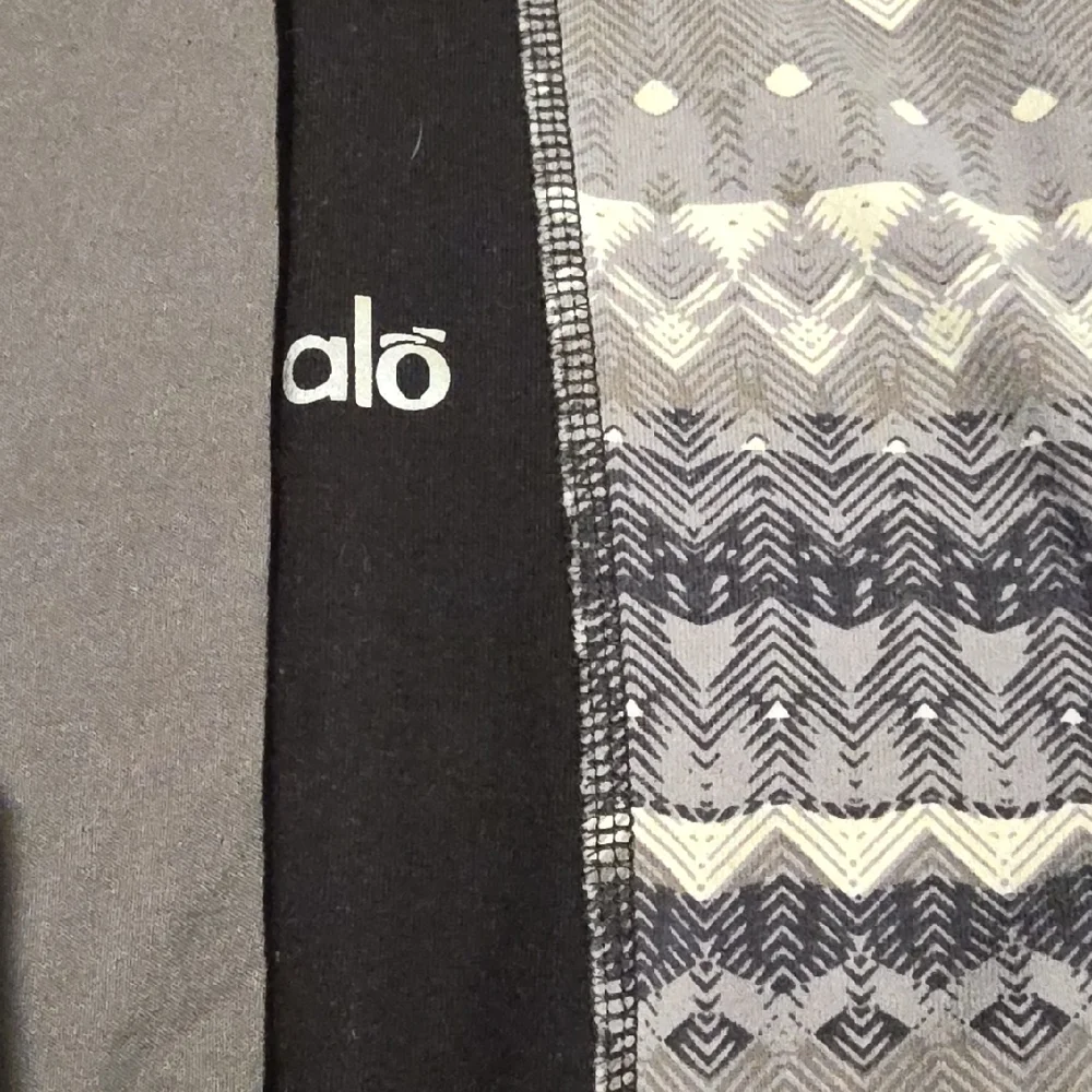 ALO Yoga chic alo